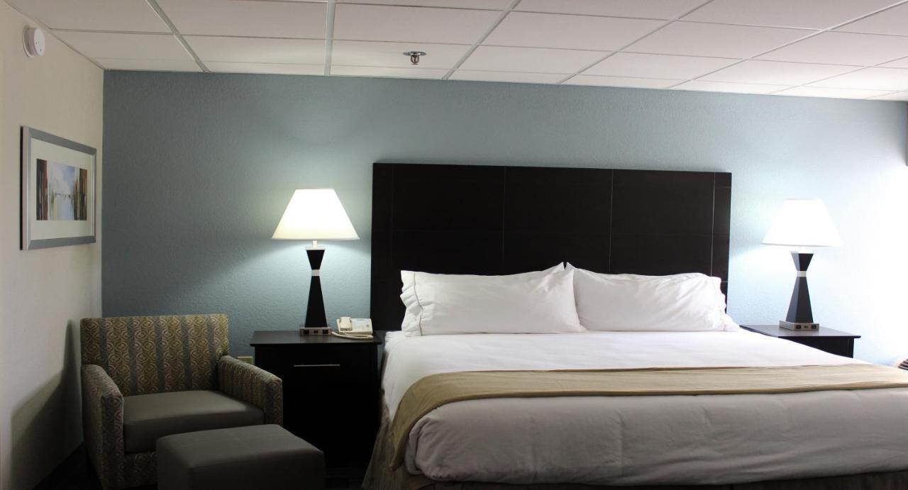Holiday Inn Express Forsyth By Ihg Εξωτερικό φωτογραφία