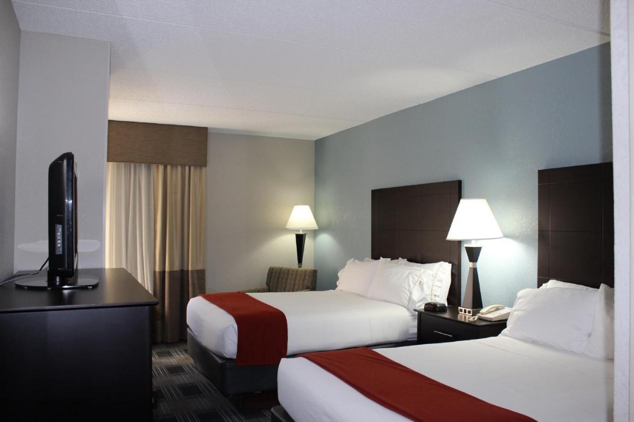 Holiday Inn Express Forsyth By Ihg Εξωτερικό φωτογραφία